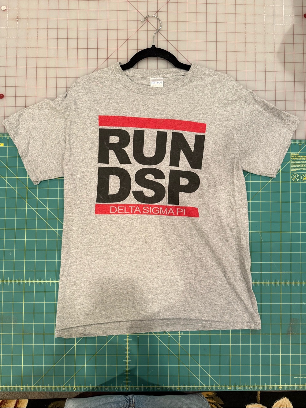 Gildan Gray Tee with Black RUN DSP and Red Accent Bars